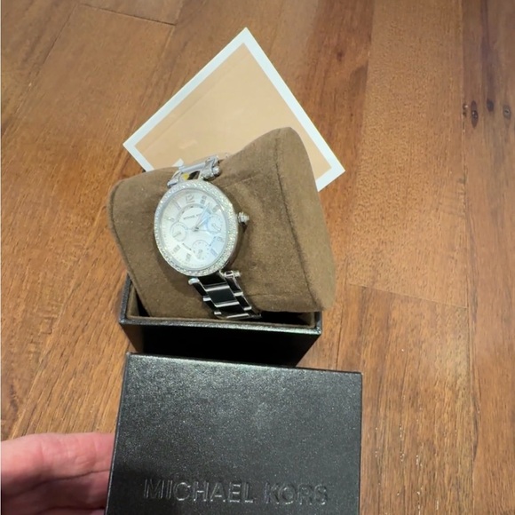 Michael Kors Silver Watch with Crystal Details - Picture 3 of 4